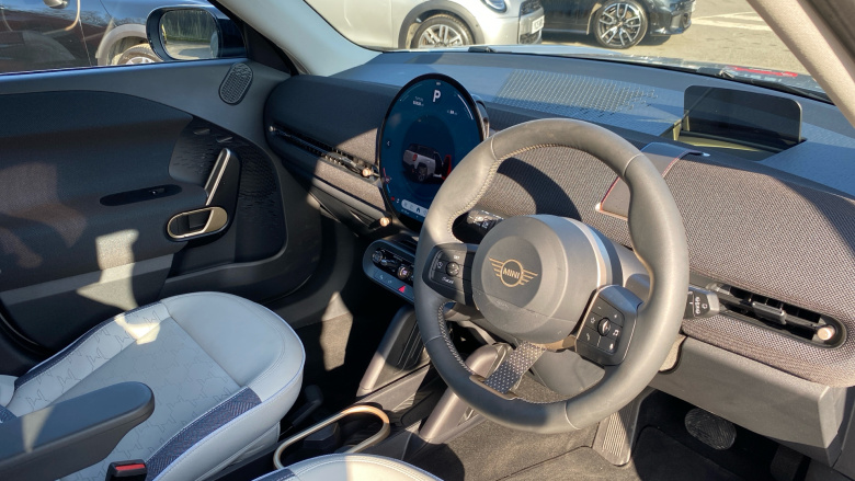 MINI Aceman 135kW E Classic 43kWh 5dr Auto Electric Hatchback